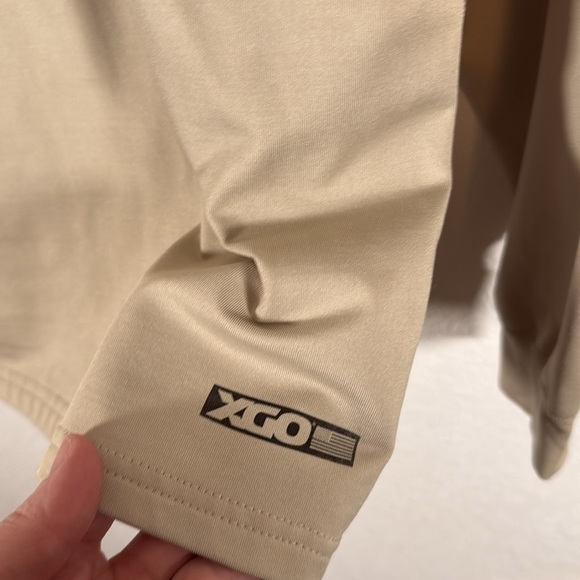 XGO Cream UPF 50 1/4 Zip Activewear Base Layer Size Small - Picture 2 of 6